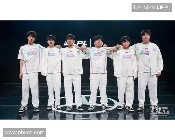 赛后复盘：FPX与RNG心理素质对决的深度分析与反思